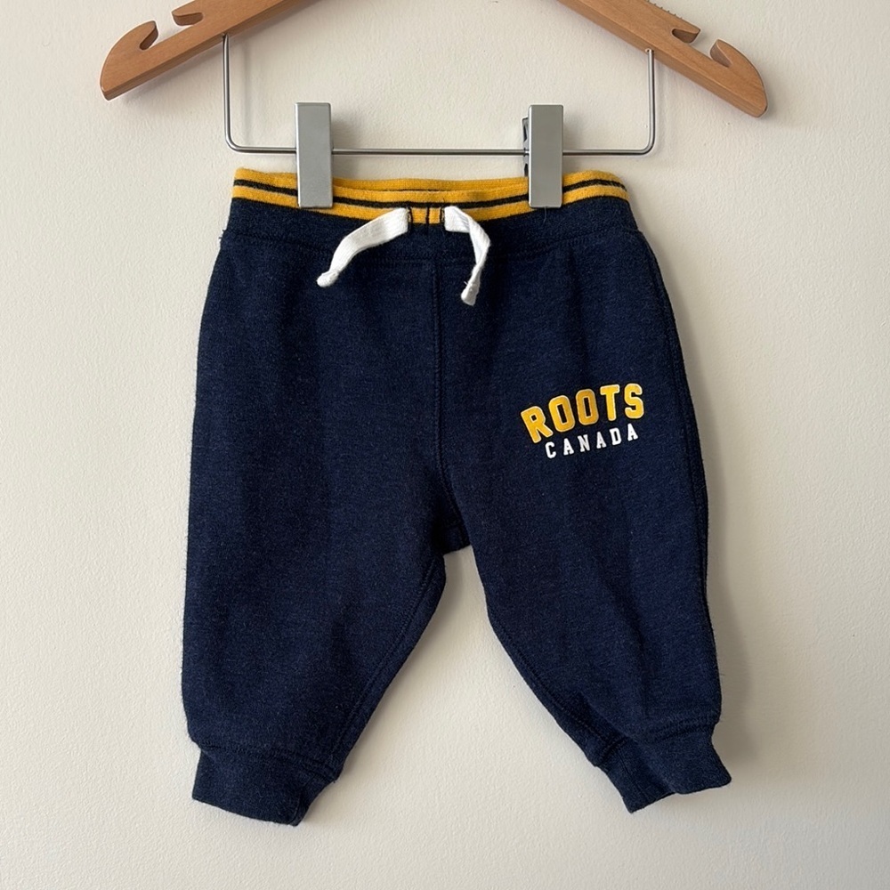 Roots Kids Navy Jogger Pants - Picture 1 of 2